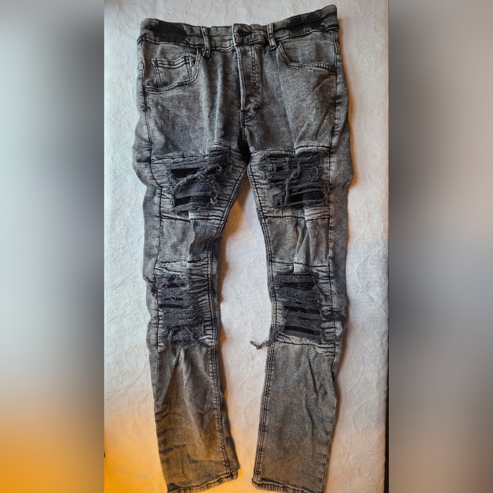 Divided Gray Distressed Slim Jeans